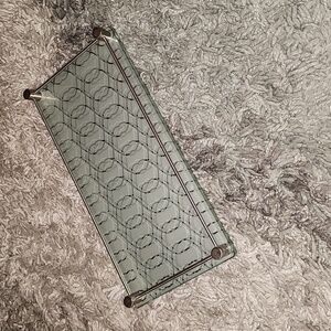 Mirrored bathroom tray. (Silver/mirror)